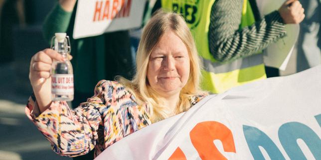 Des habitants de « hot spots » contaminés par des polluants éternels, venus de toute l’Europe, font remonter leur colère jusqu’à Bruxelles