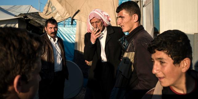 En images, la difficile reconstruction des rescapés du génocide des yézidis dans les monts Sinjar : « Chaque jour qui passe est comme une année de douleur »