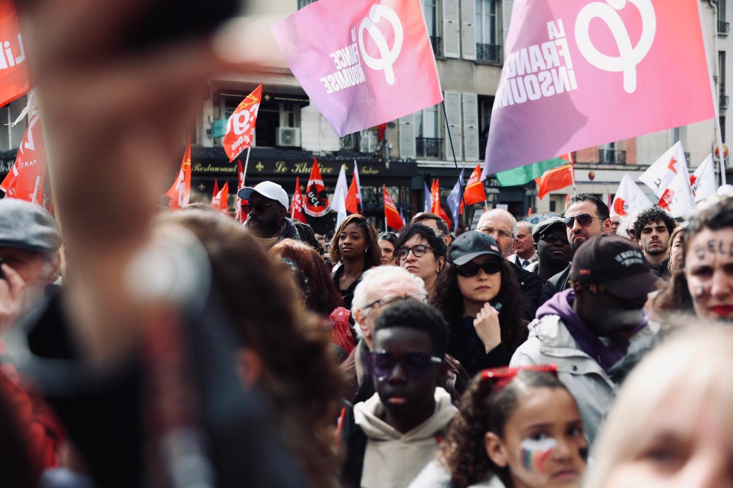 Em Saint-Denis, o novo prefeito, Bally Bagayoko, reúne milhares de pessoas contra o racismo