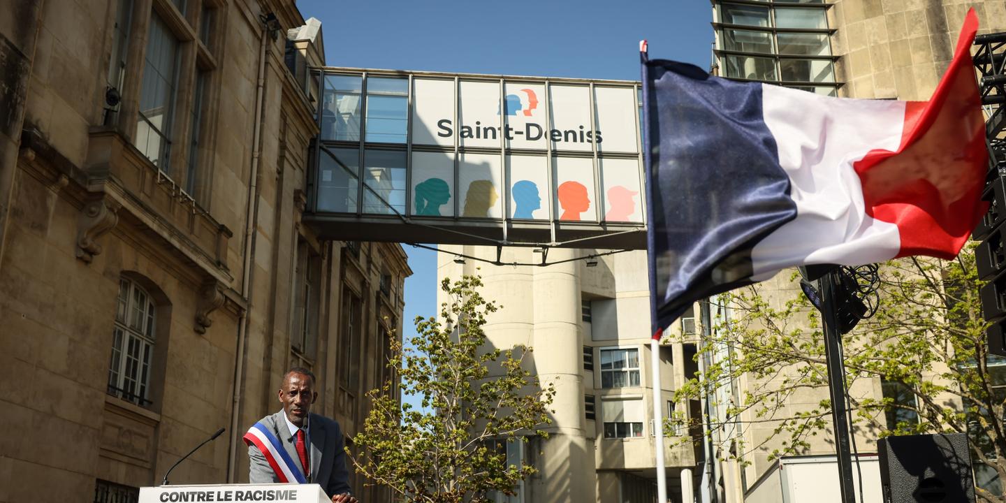 Le maire de Bagnères-de-Bigorre porte plainte pour des tags visant des élus insoumis