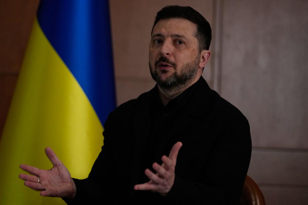 Le président ukrainien, Volodymyr Zelensky, à Istanbul, en Turquie, le 4 avril 2026. - KHALIL HAMRA/AP