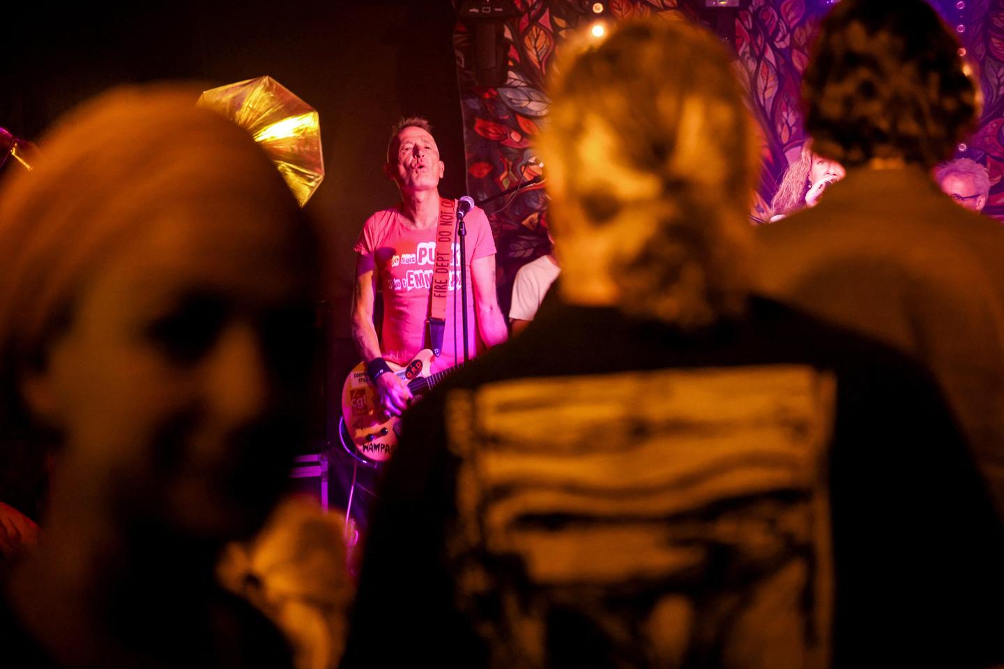 Didier Wampas, « punk ouvrier » en tournée : la politique entre deux riffs de guitare