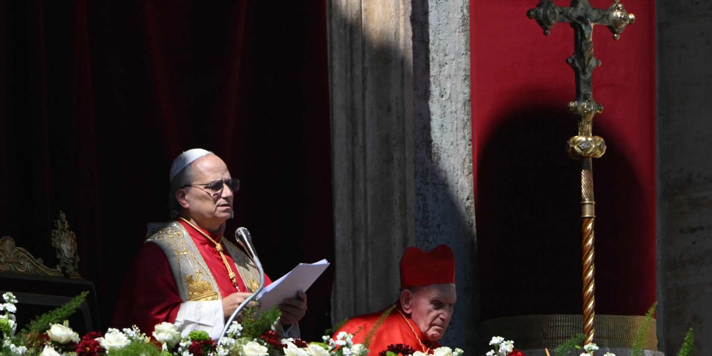 Le pape Léon XIV appelle les puissants à choisir la paix lors de la bénédiction de Pâques