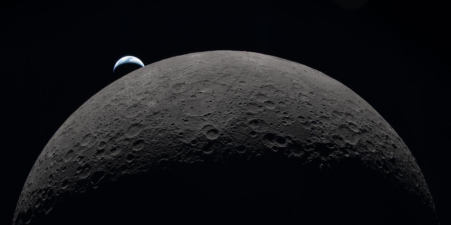 EN DIRECT, Artemis-2 | La NASA dévoile des photos inédites de la face cachée de la Lune prises par l’équipage lors du survol de l’astre