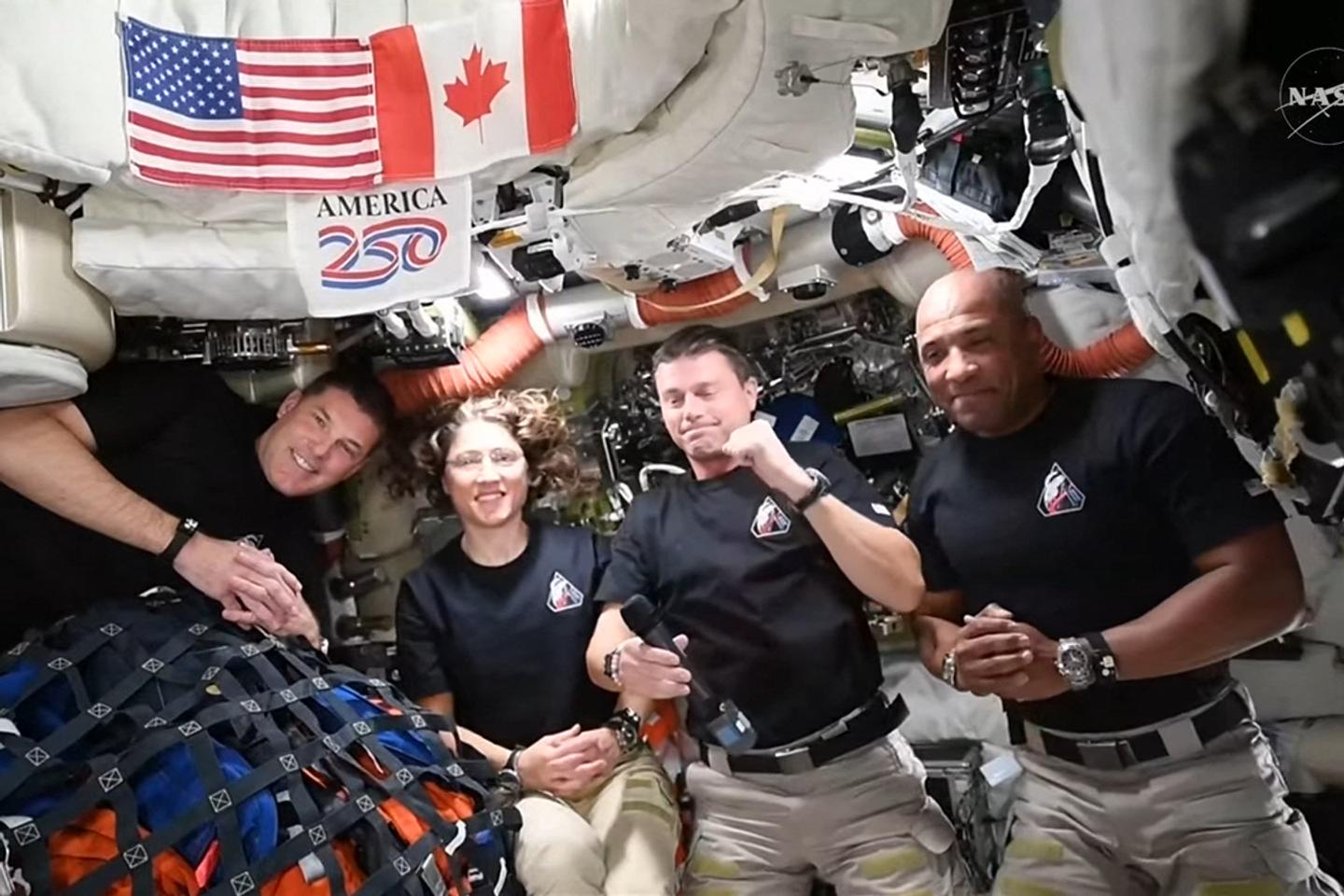 Artemis-2 a remis le cap vers la Terre, après avoir fait le tour de la Lune