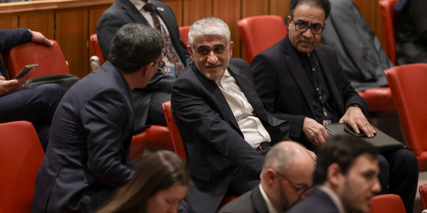 Iran prêt à négocier si les États-Unis lèvent le blocus d'Ormuz