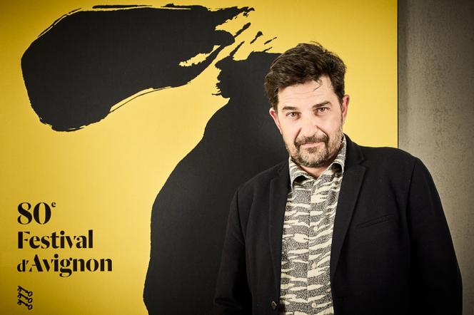 Tiago Rodrigues, lors de la présentation de l’édition 2026 du Festival d’Avignon, le 8 avril 2026.