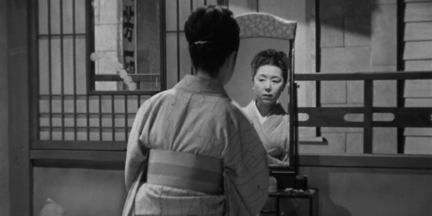 Ginza Cosmetics, un film inédit en France, explore l'ombre de la maternité
