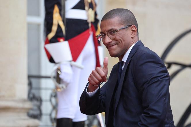 O prefeito de Saint-Ouen, Karim Bouamrane, no Elysée, em Paris, 5 de junho de 2025.