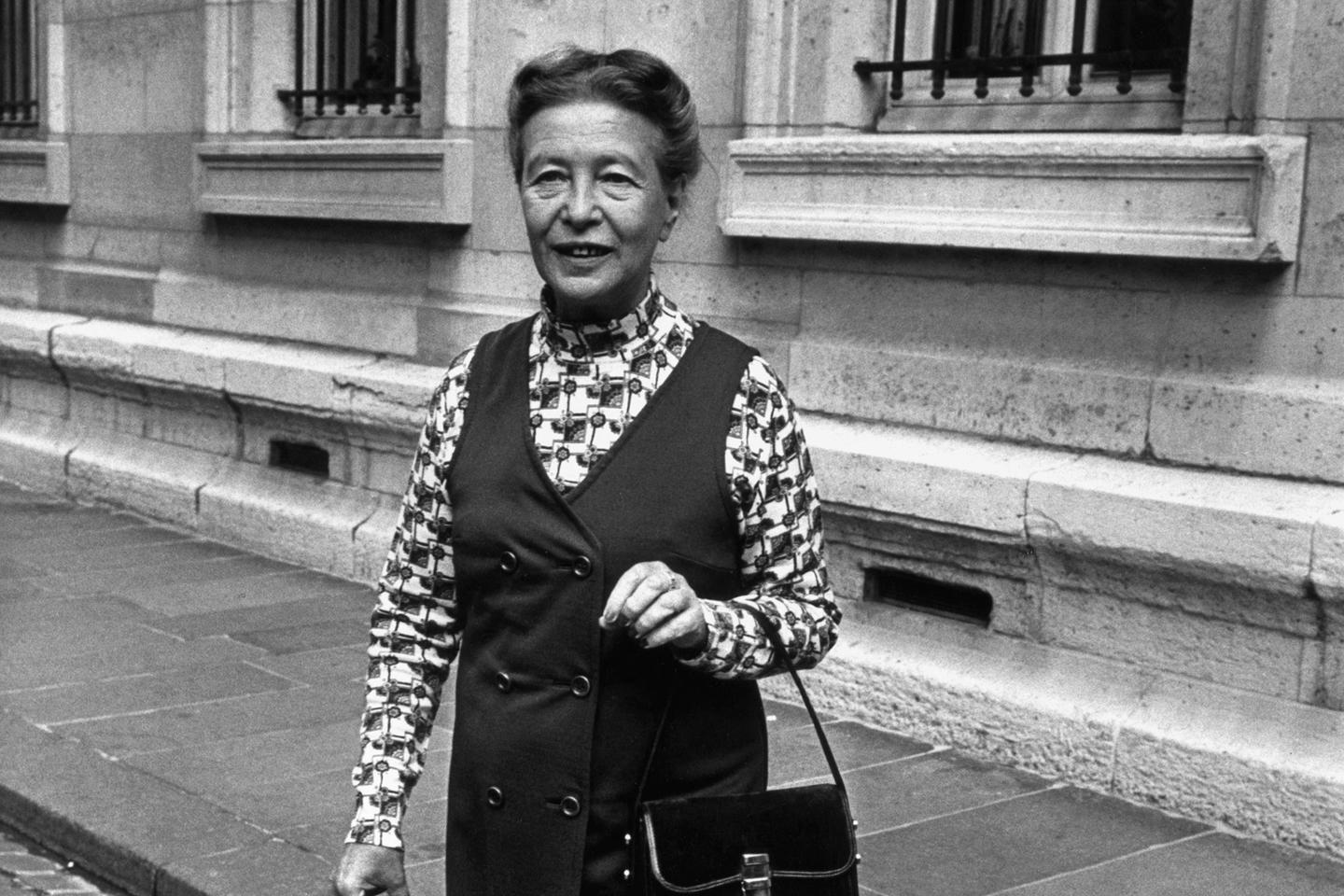 Trois écrivaines disent l’importance de Simone de Beauvoir dans leur rapport au féminisme : « Ce qu’elle m’apprend toujours : à tenir sa langue, ses cheveux et ses idées »