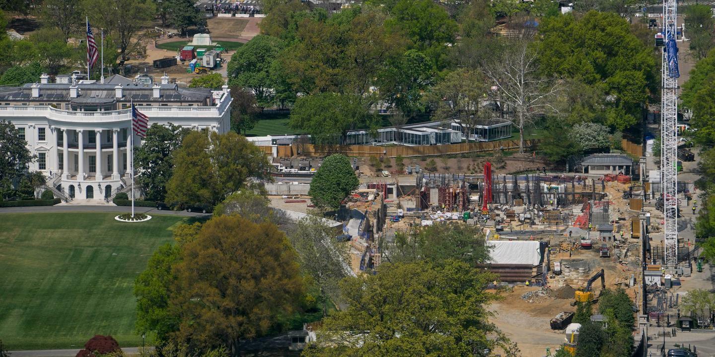 Une cour d'appel américaine autorise temporairement les travaux de la salle de bal de la Maison Blanche