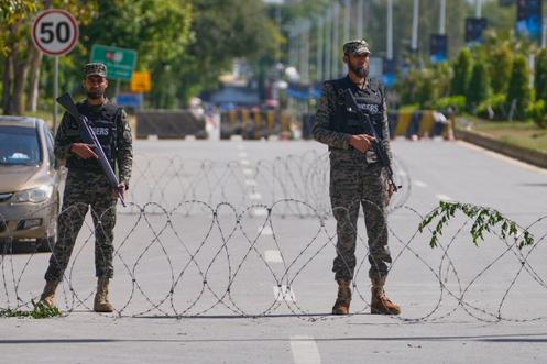 Un point de contrôle à Islamabad, le 10 avril 2026.