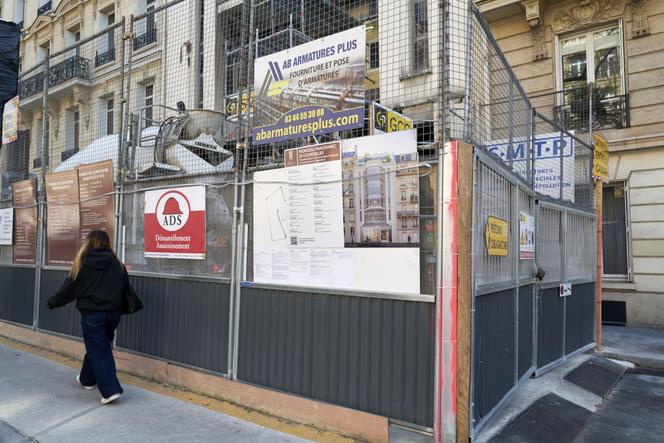 Transformação de complexo imobiliário em escritórios e habitação, avenue de Courcelles, em Paris 8ᵉ, 17 de março de 2025.