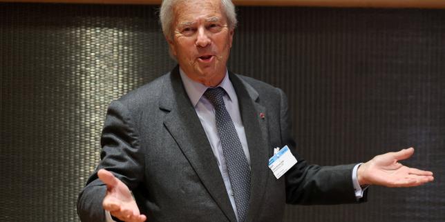 Conservative billionaire Bolloré says he will seek new authors after mass exodus at publisher Grasset