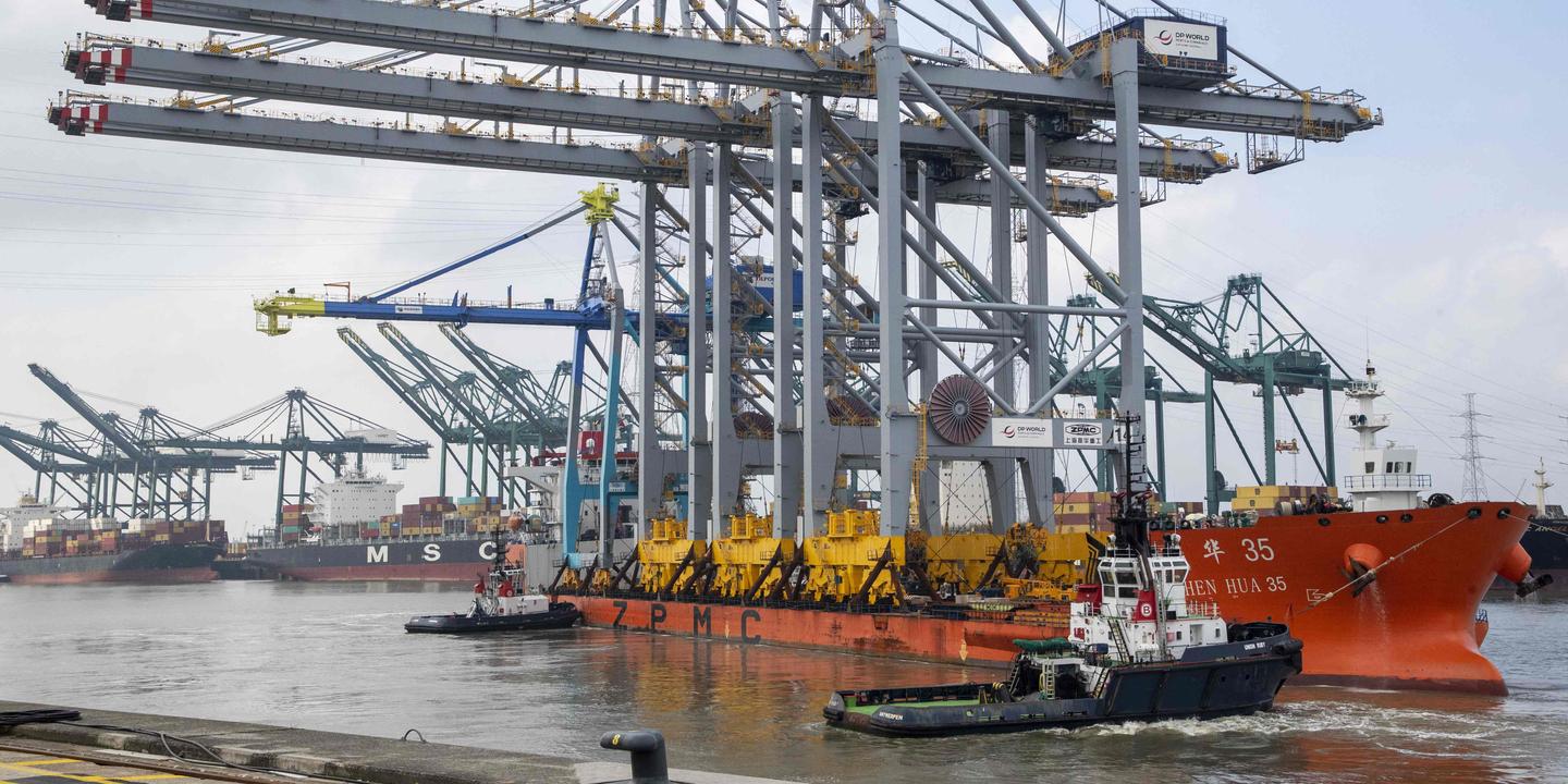Le port d'Anvers paralysé par une fuite de pétrole, reprise espérée sous 24h