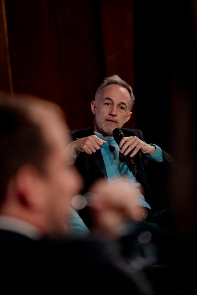 O prefeito de Paris Emmanuel Grégoire, em Montreuil (Seine-Saint-Denis), 11 de abril de 2026.