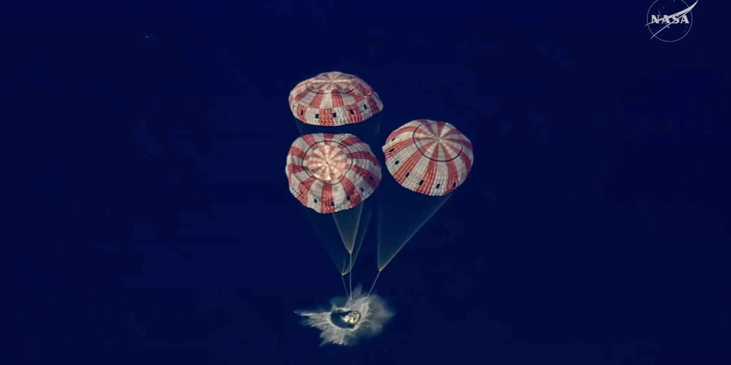 EN DIRECT, Artemis-2 : après l’amerrissage réussi des quatre astronautes, « le début d’une nouvelle ère de l’exploration spatiale humaine », selon la NASA