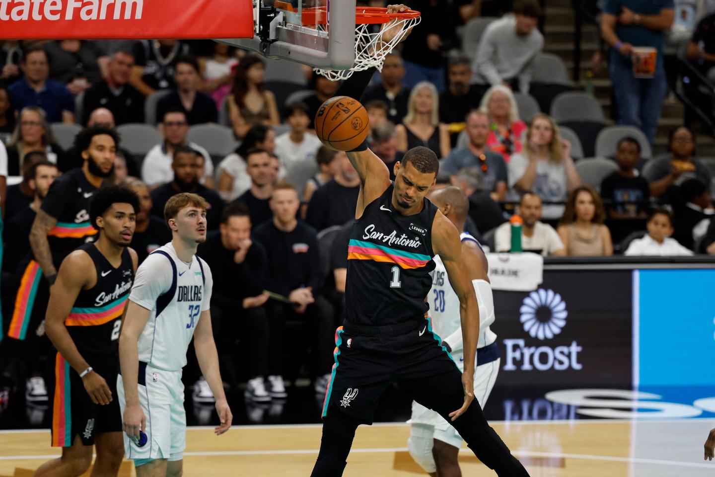 Victor Wembanyama découvre les playoffs NBA, après une saison qui a fait de lui un candidat au titre de MVP