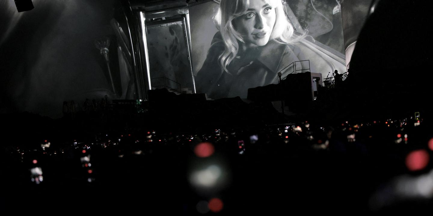 Sabrina Carpenter illumine Coachella avec un spectacle hollywoodien