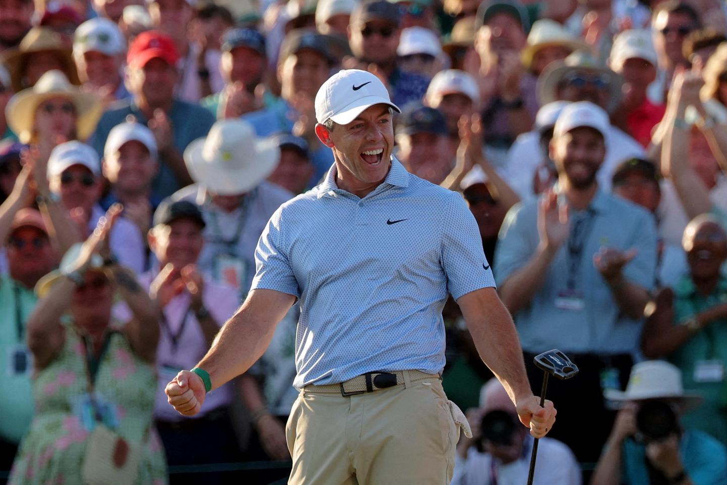 Golfer Rory McIlroy wins second consecutive Masters