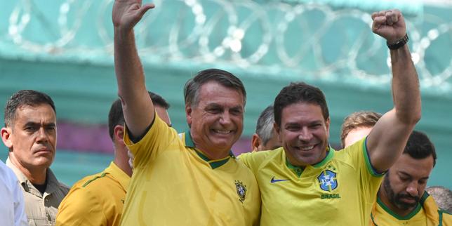 Fugitive former Brazilian intelligence chief detained by US immigration