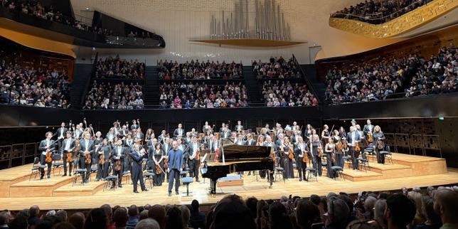 L’Orchestre de l’Académie Sainte-Cécile de Rome affole le public de la Philharmonie de Paris