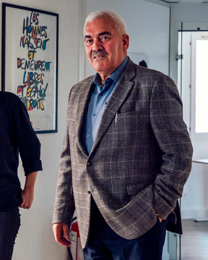 Shawan Jabarin, diretor do Al-Haq, nas instalações da FIDH (Federação Internacional para os Direitos Humanos), em Paris, 17 de março de 2025.