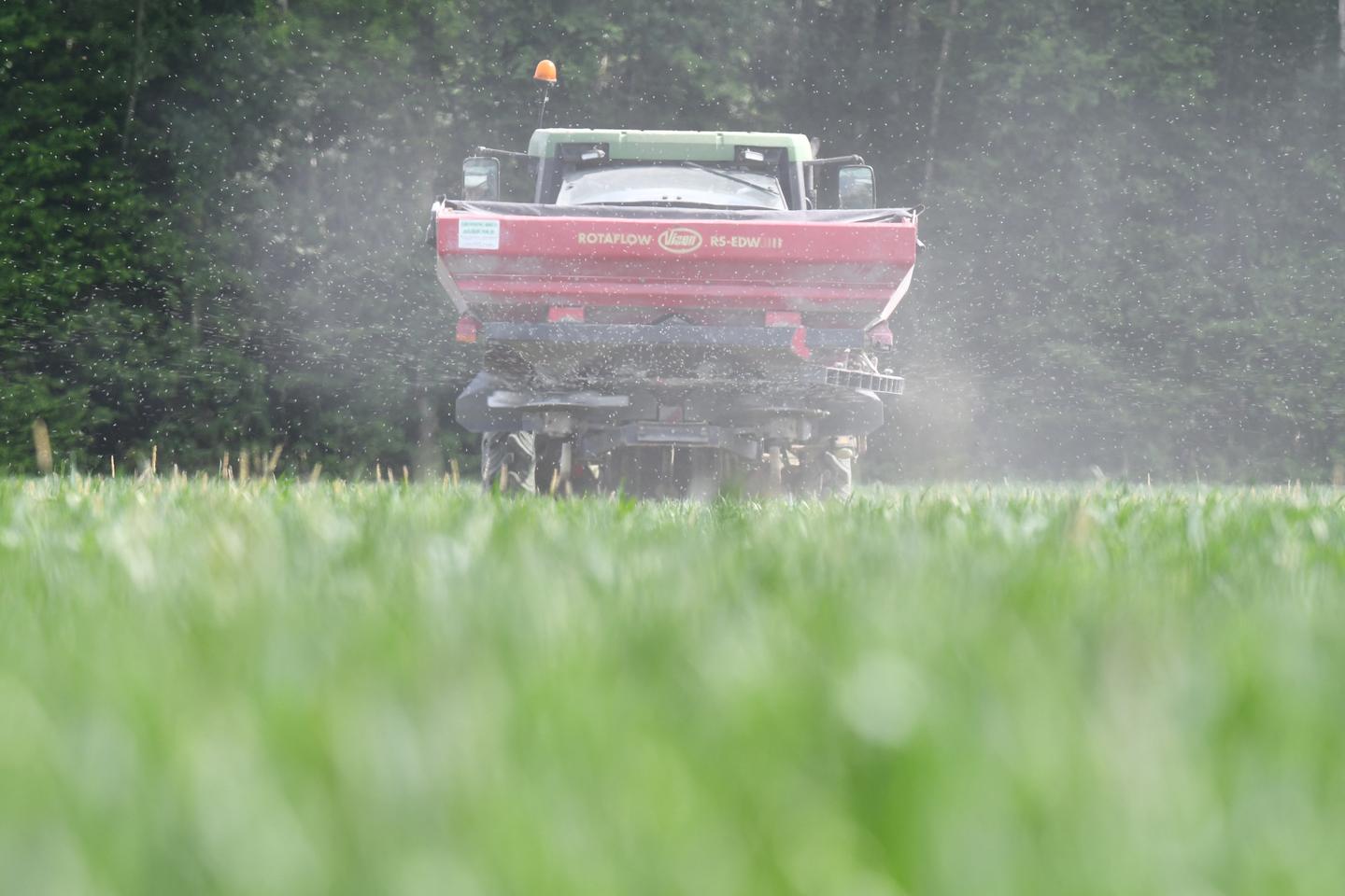 Du détroit d’Ormuz à nos assiettes : pourquoi l’engrais est l’un des enjeux de la guerre en Iran