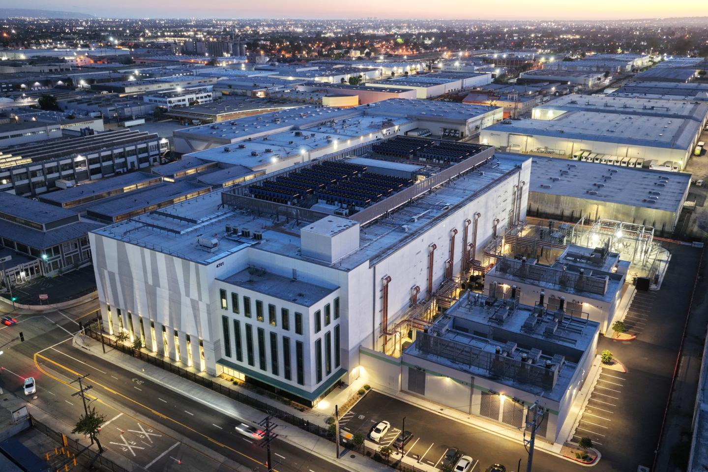 « L’IA fait face à une fronde croissante de la population américaine », en raison de son caractère énergivore ou de ses effets sur l’emploi