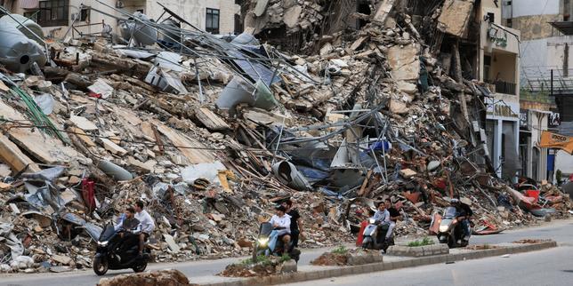 Au Liban, le cessez-le-feu, à peine entré en vigueur, déjà fragilisé par Israël et le Hezbollah