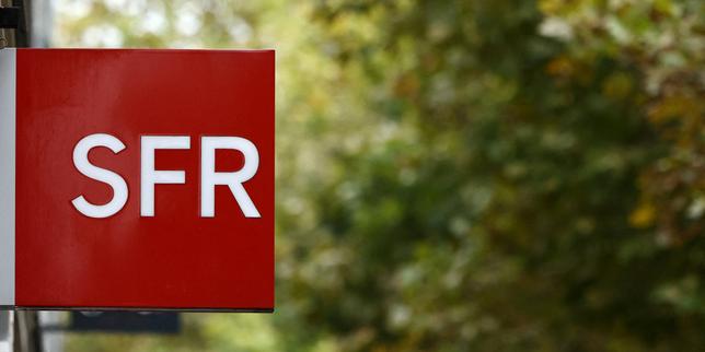 French telecom operators return with higher bid for SFR mobile