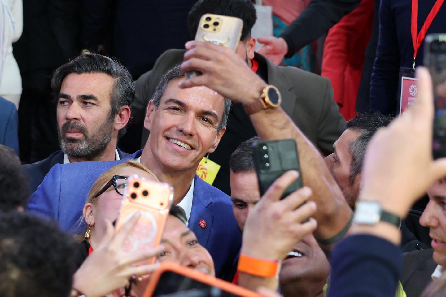 In a Divided Spain, Pedro Sánchez’s International Position Receives Strongest Backing