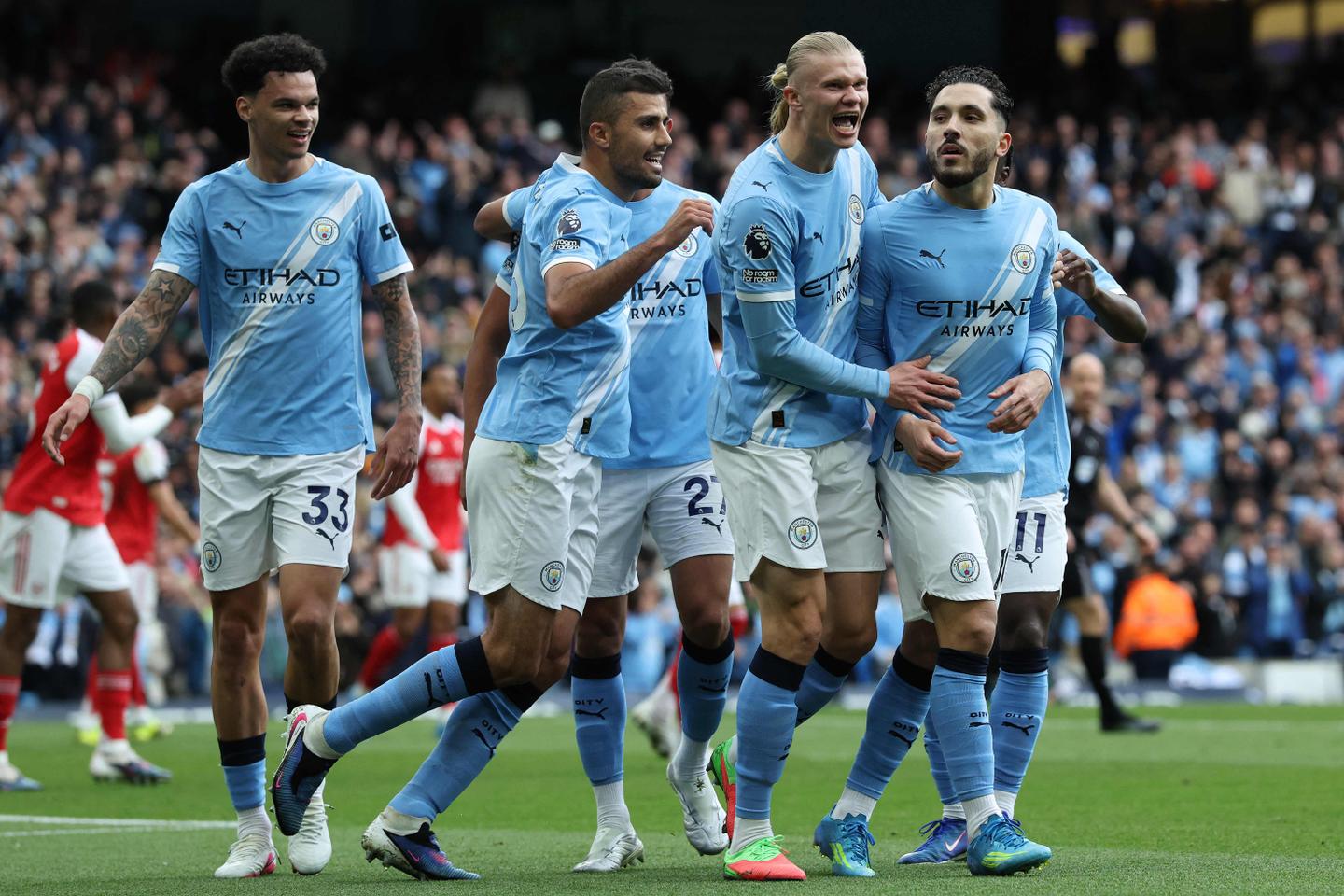 Manchester City fait à nouveau chuter Arsenal et menace les rêves de titre des Gunners en Premier League