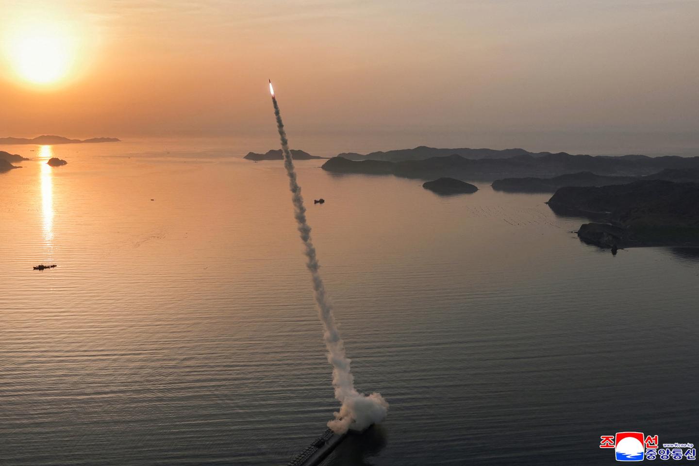 La Corée du Nord a tiré samedi cinq missiles balistiques, confirme l’agence d’Etat