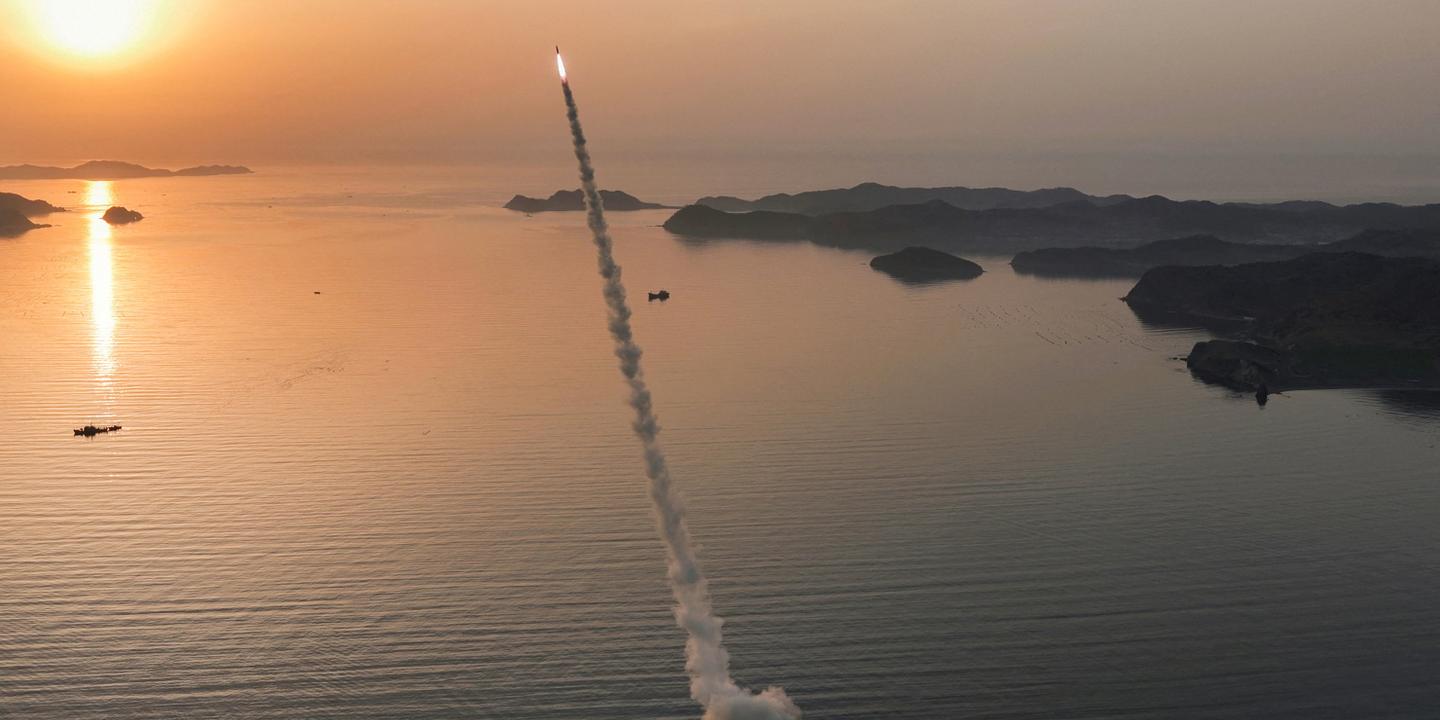La Corée du Nord a tiré samedi cinq missiles balistiques, confirme l’agence d’Etat