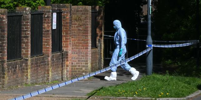 Londres : deux jeunes hommes arrêtés pour une tentative d’incendie contre une synagogue