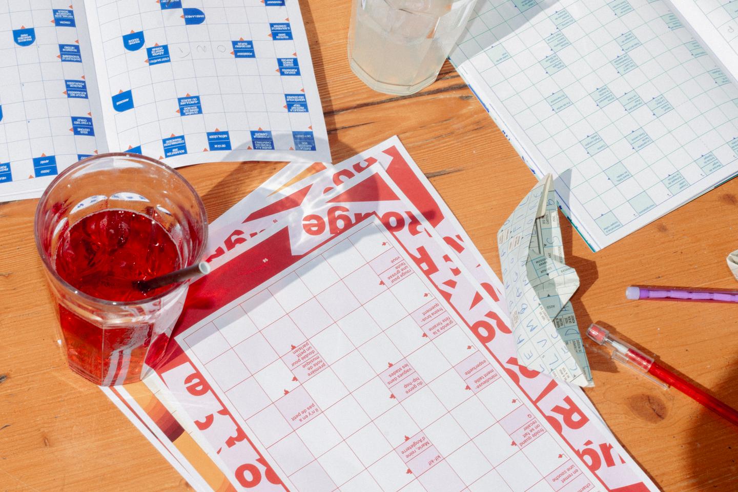 La bataille culturelle fait rage dans l’univers des mots fléchés : « Dès qu’on a appris les accusations qui visaient Patrick Bruel, on l’a retiré de nos grilles »