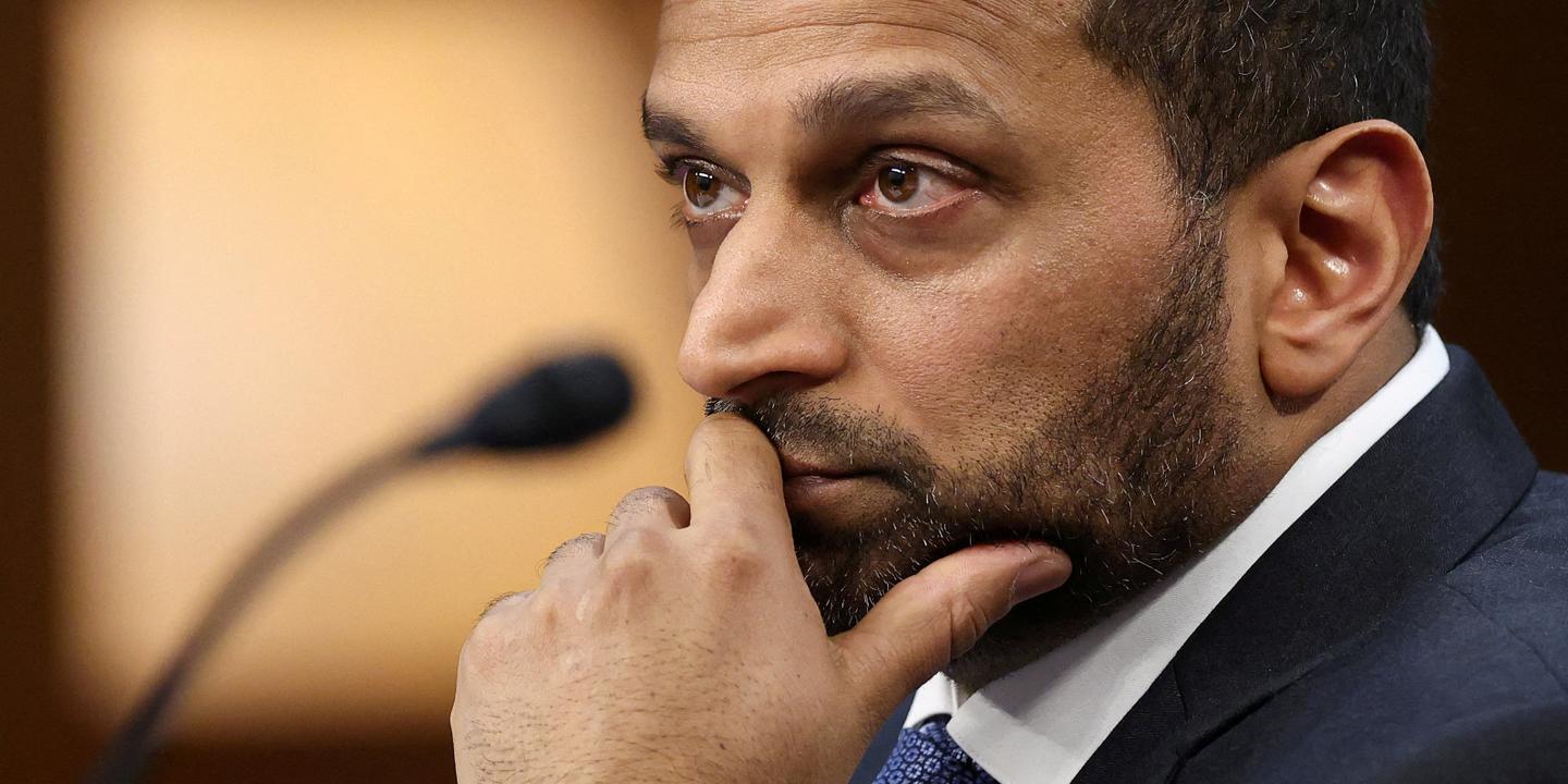 Le directeur du FBI réclame 250 millions de dollars à The Atlantic pour diffamation