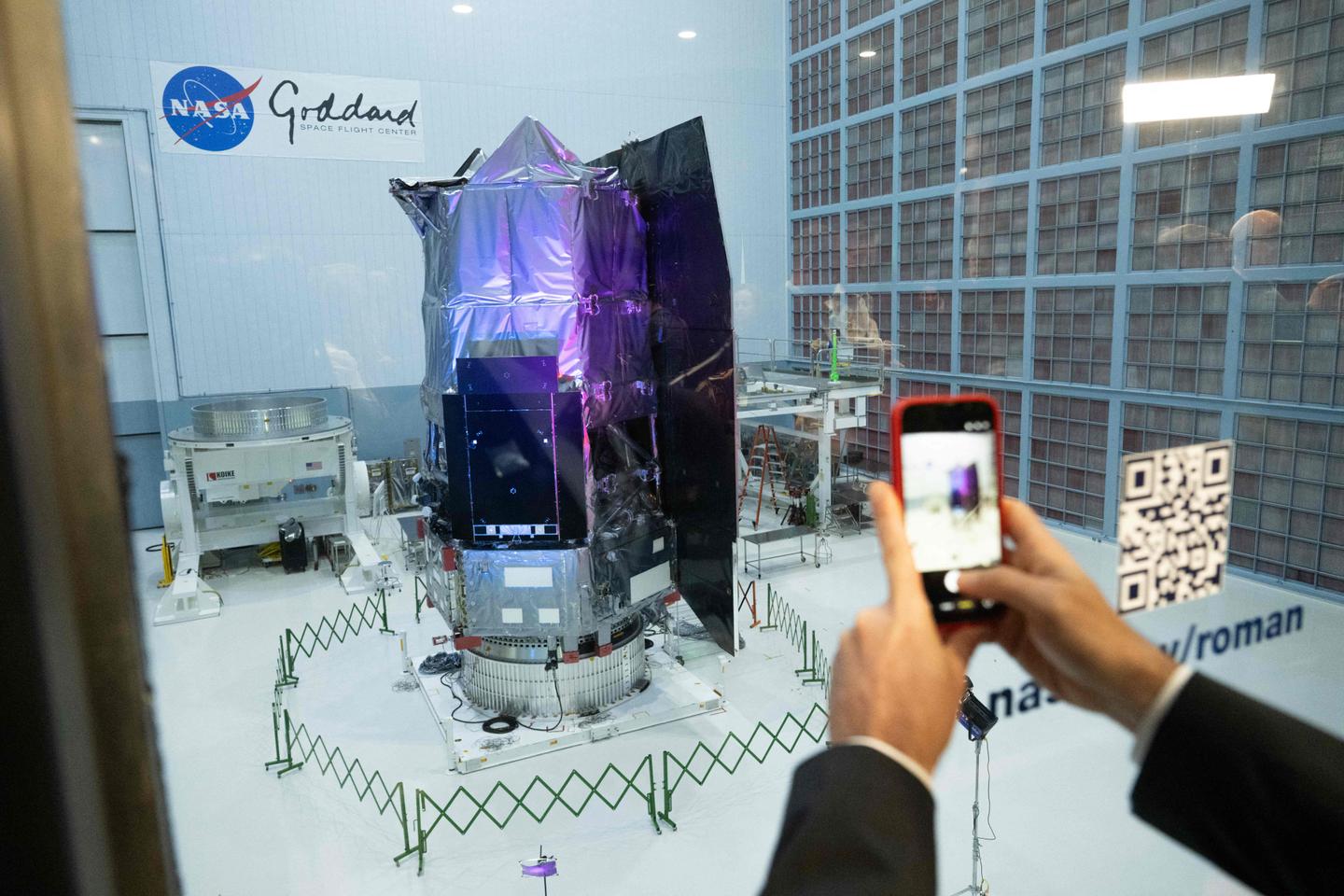 NASA unveils new space telescope to give 'atlas of the universe'