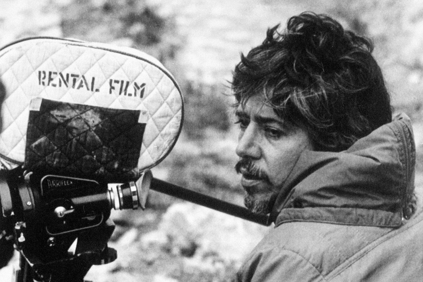 Luis Puenzo, le réalisateur oscarisé de « L’Histoire officielle » et figure du cinéma argentin, est mort à l’âge de 80 ans