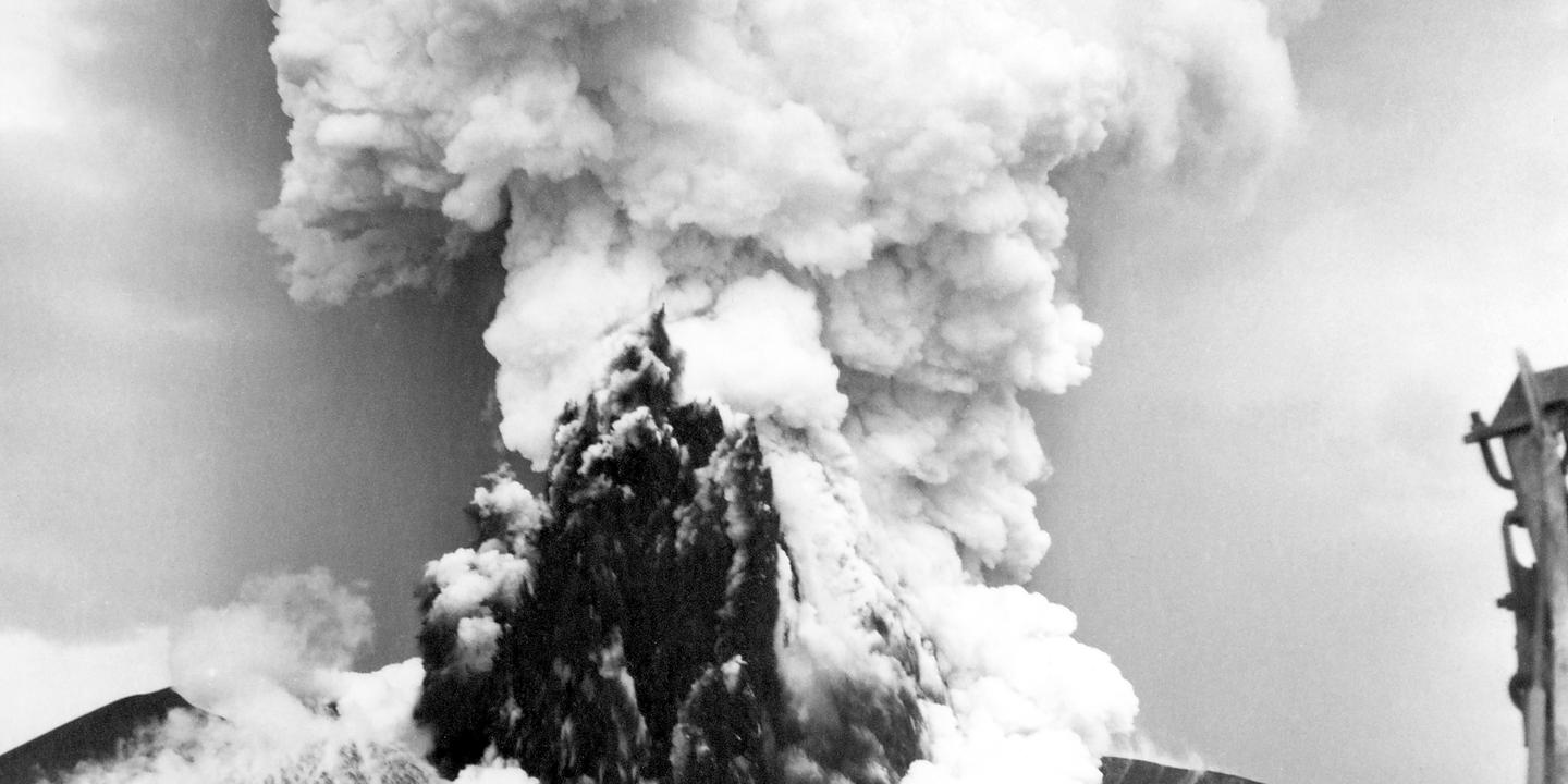 Surtsey, l'île surgie des flots en 1963, documentée par Ushuaïa TV
