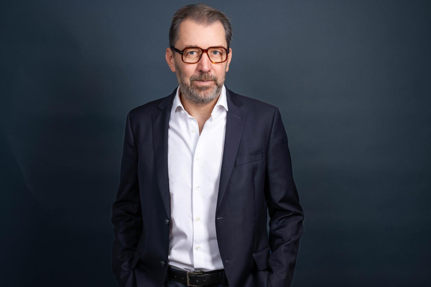 Olivier Bibas, directeur du label « Création originale » de Canal+ : « Ce qui est passionnant avec la série “Baron noir”, c’est de pouvoir raconter l’époque »