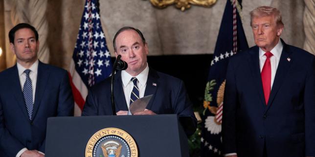 US Secretary of the Navy to leave office 'immediately'