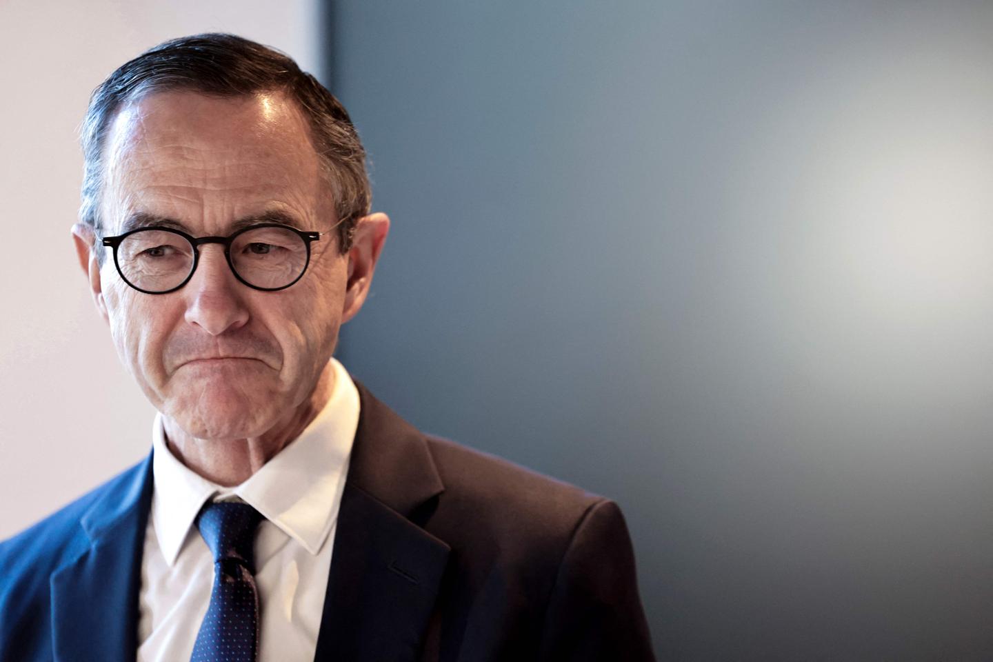 Présidentielle 2027 : le vieux refrain du « trop de fonctionnaires » resurgit à droite