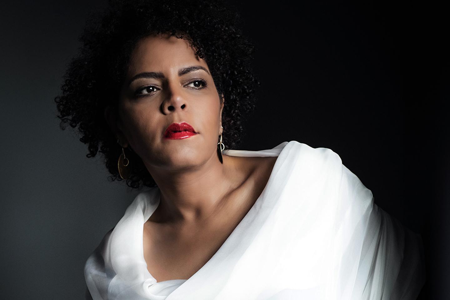 Maiada El Khalifa, créatrice de parfum soudanaise, met en bouteille la beauté de son pays perdu