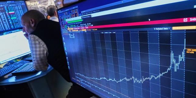 L’économie américaine semble naviguer résolument à travers toutes les tempêtes