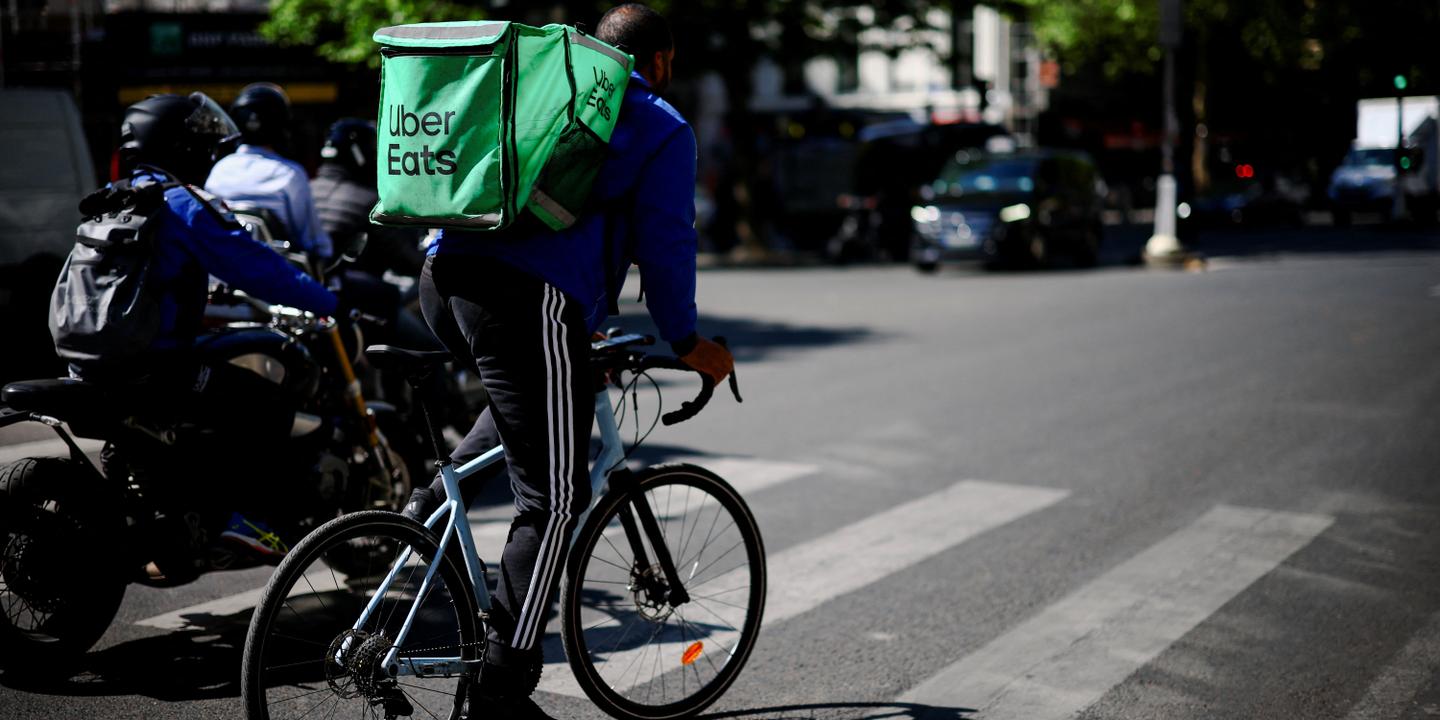UberEats et Deliveroo mis en demeure par la CFDT pour management opaque et suspensions abusives
