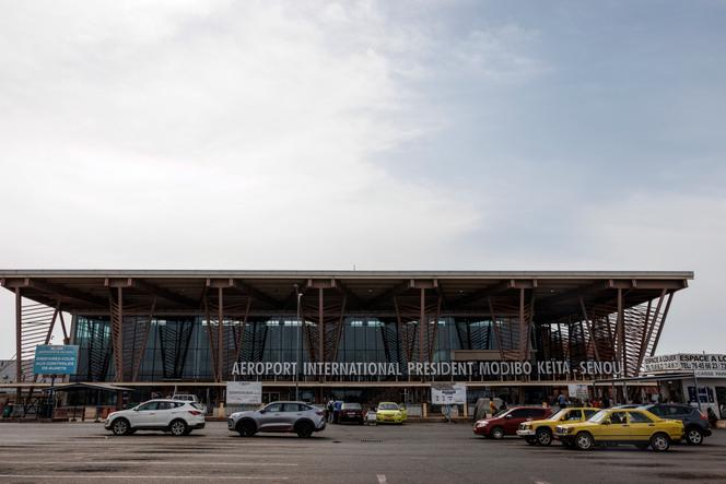 Aeroporto internacional Modibo Keïta, em Bamako (Mali), 8 de novembro de 2025. 