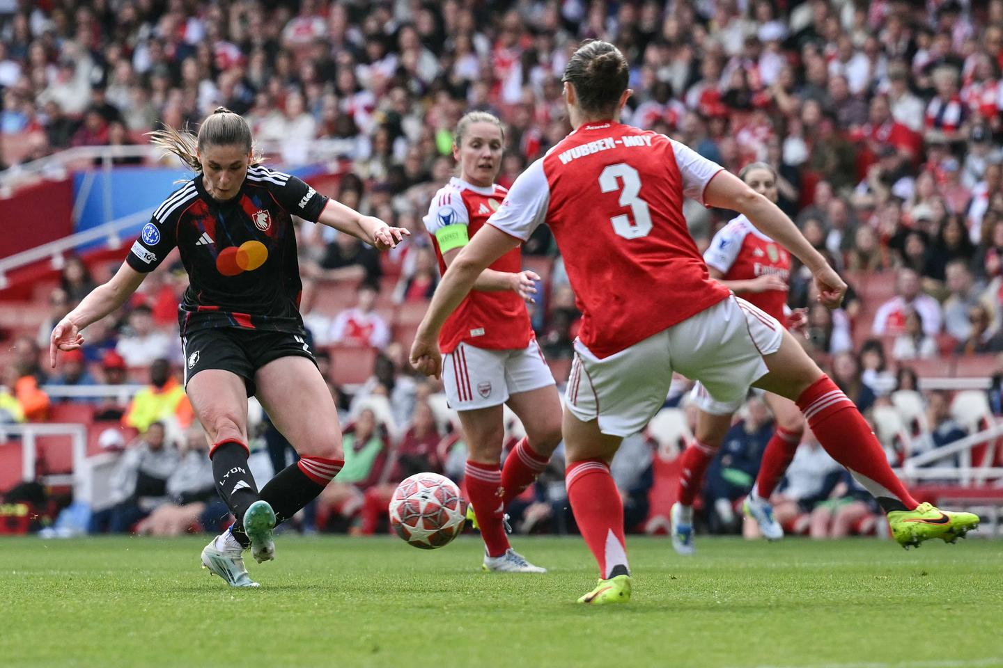 Pour l’OL Lyonnes, le chemin vers une 12ᵉ finale en Ligue des champions féminine passe de nouveau par Arsenal