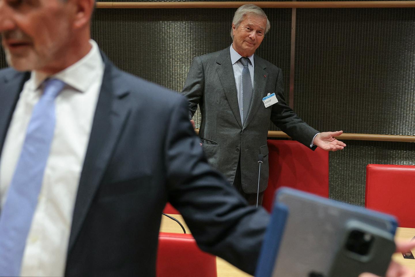 Le groupe Lagardère a tenté de peser sur la commission d’enquête sur l’audiovisuel public